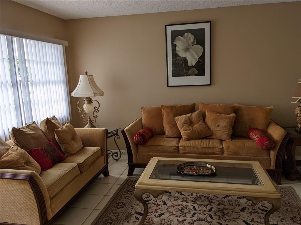 4003 Exeter, Unit 4003 Boca Raton, FL 33434 - Photo 2 of 14 Photo 2