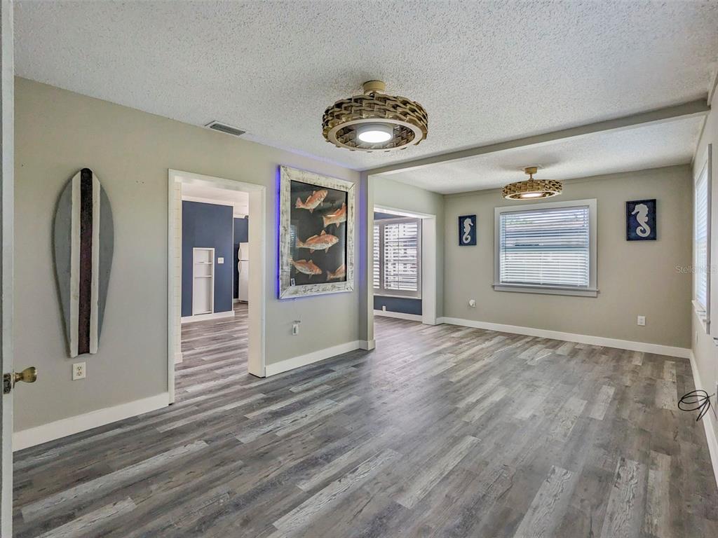 6504 Lincoln Road Bradenton, FL 34203 - Photo 15 of 32