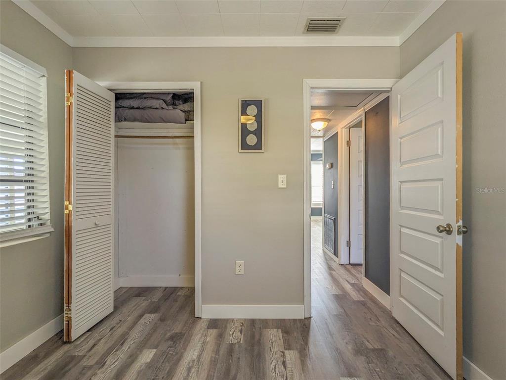 6504 Lincoln Road Bradenton, FL 34203 - Photo 23 of 32