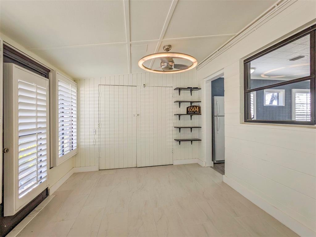 6504 Lincoln Road Bradenton, FL 34203 - Photo 5 of 32