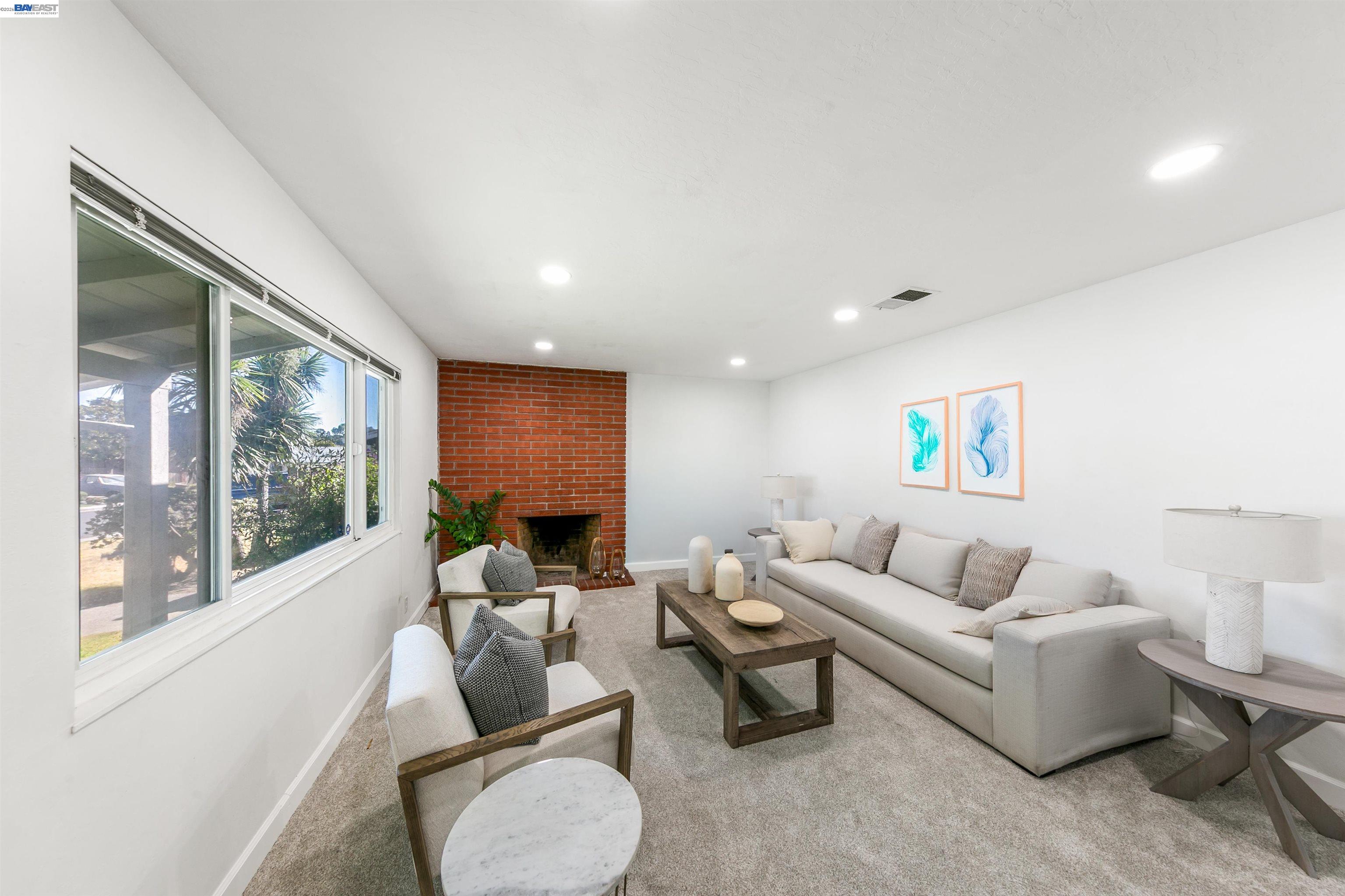 2049 Rosedale Drive San Pablo, CA 94806 - Photo 4 of 19