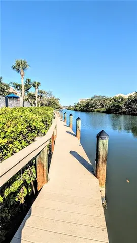 $2,000 | 6327 Midnight Pass Road, Unit 999, Sarasota, FL 34242