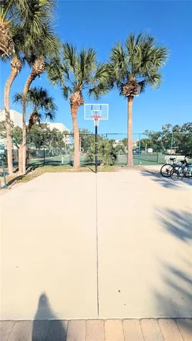 $2,000 | 6327 Midnight Pass Road, Unit 999, Sarasota, FL 34242