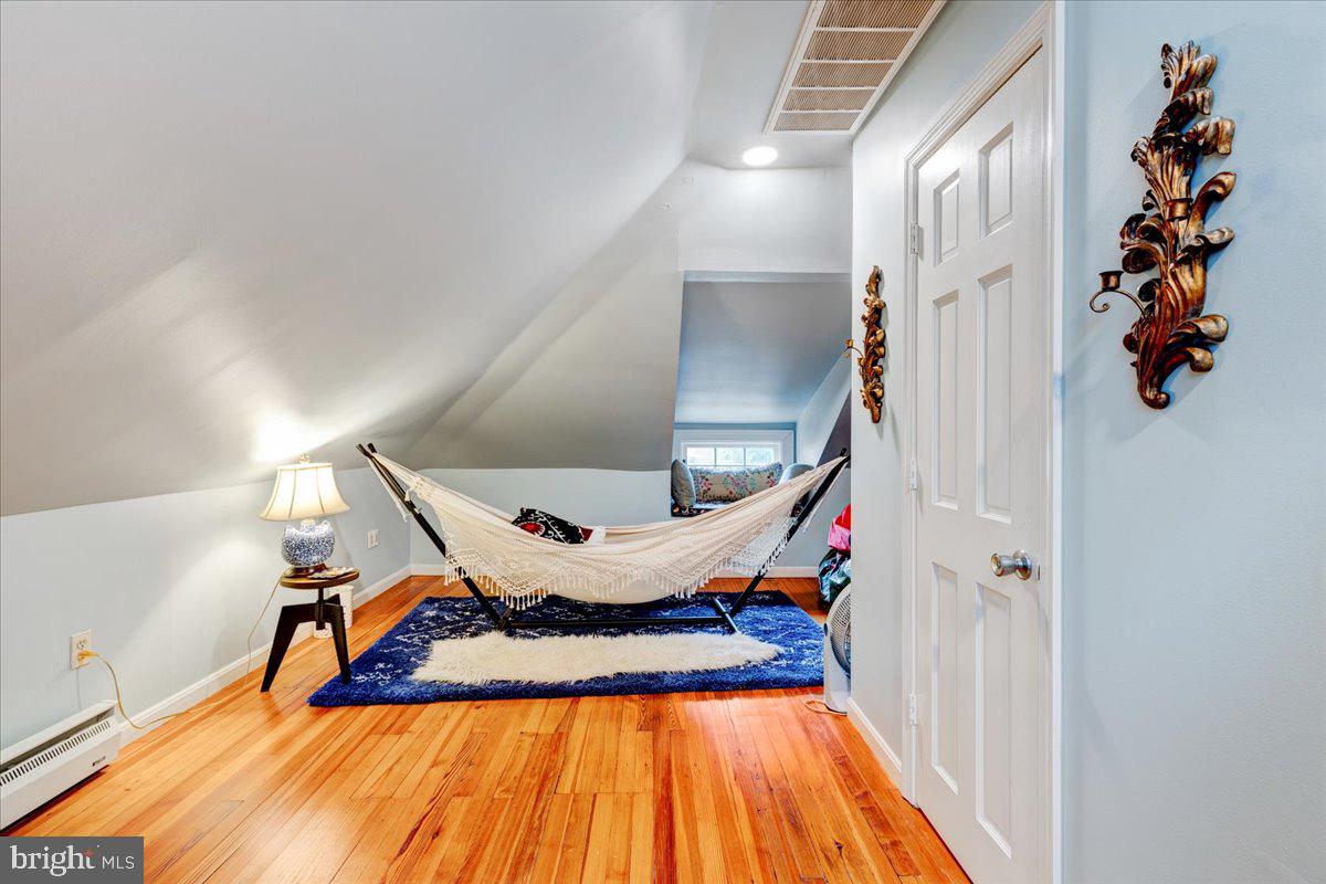 3227 33rd Place Northwest Washington, DC 20008 - Photo 33 of 44 Upper Level 2