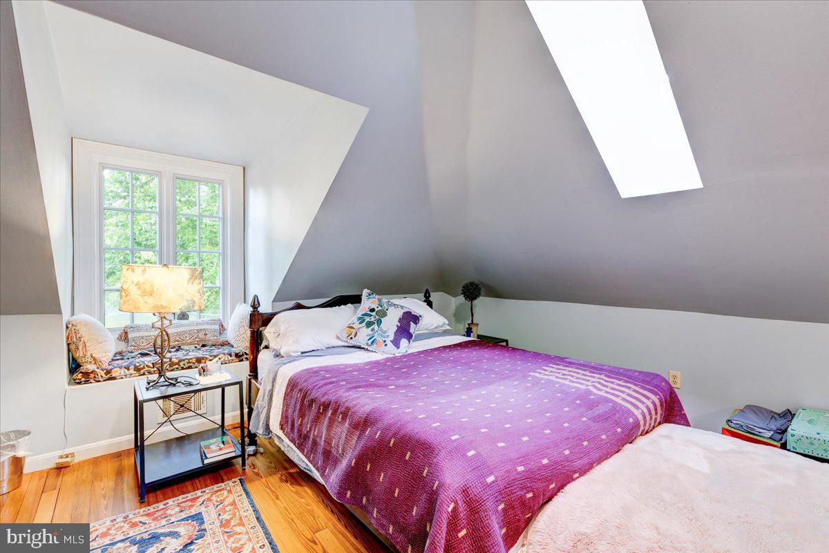 3227 33rd Place Northwest Washington, DC 20008 - Photo 35 of 44 Upper Level 2 - 4th Bedroom