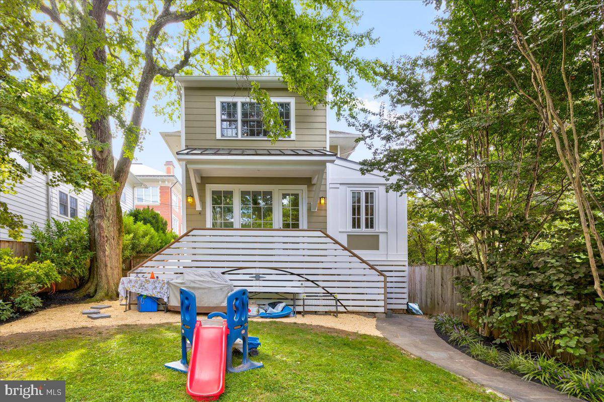 3227 33rd Place Northwest Washington, DC 20008 - Photo 40 of 44