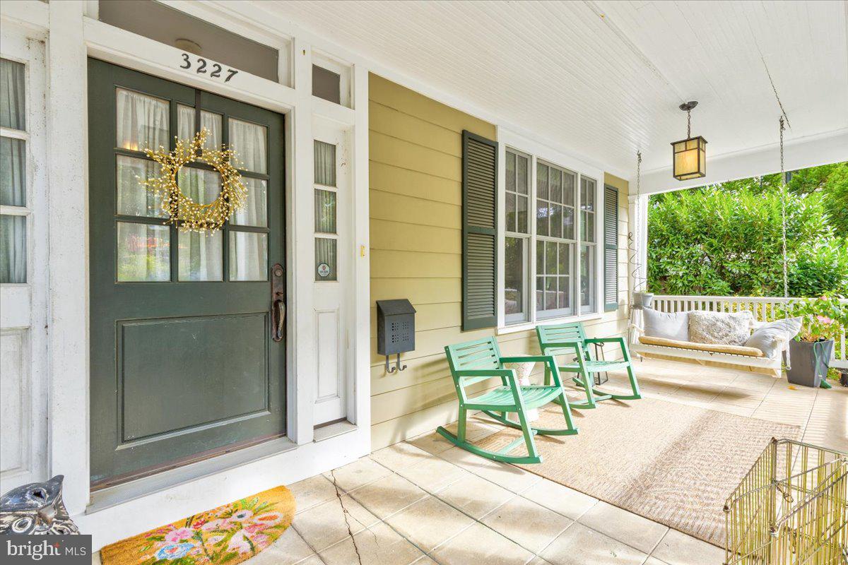 3227 33rd Place Northwest Washington, DC 20008 - Photo 4 of 44