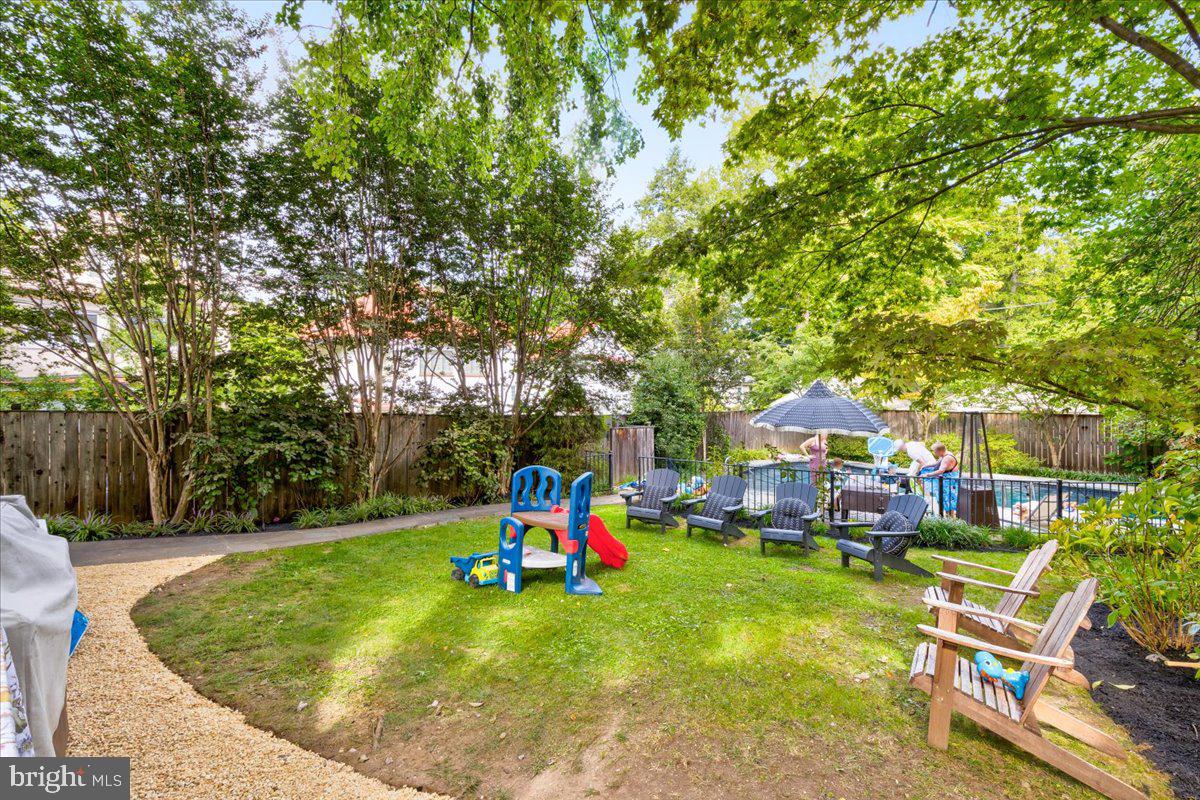 3227 33rd Place Northwest Washington, DC 20008 - Photo 44 of 44