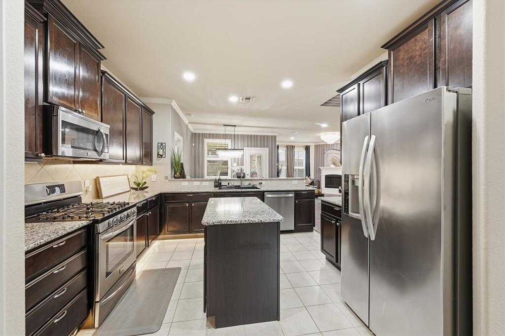 3713 Wrexham Street Frisco, TX 75036 - Photo 6 of 23