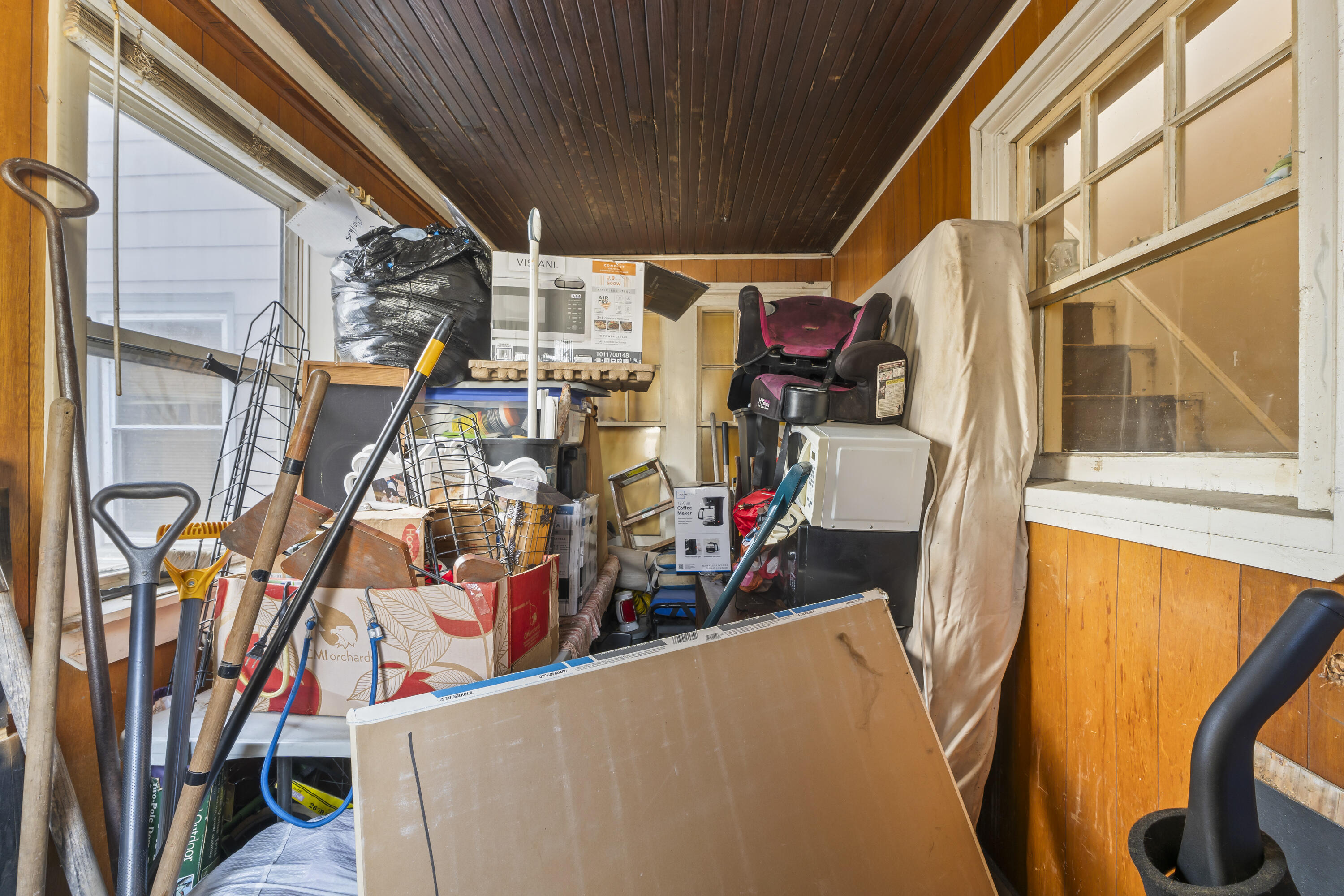 1021 Congress Street Portland, ME 04102 - Photo 10 of 42 Mudroom