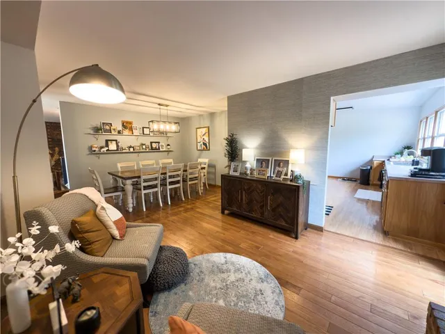 $424,000 | 1017 Northeast 250 Road, Knob Noster, MO 65336