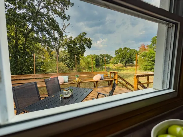 $424,000 | 1017 Northeast 250 Road, Knob Noster, MO 65336