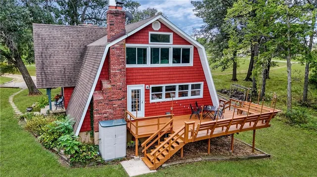 $424,000 | 1017 Northeast 250 Road, Knob Noster, MO 65336