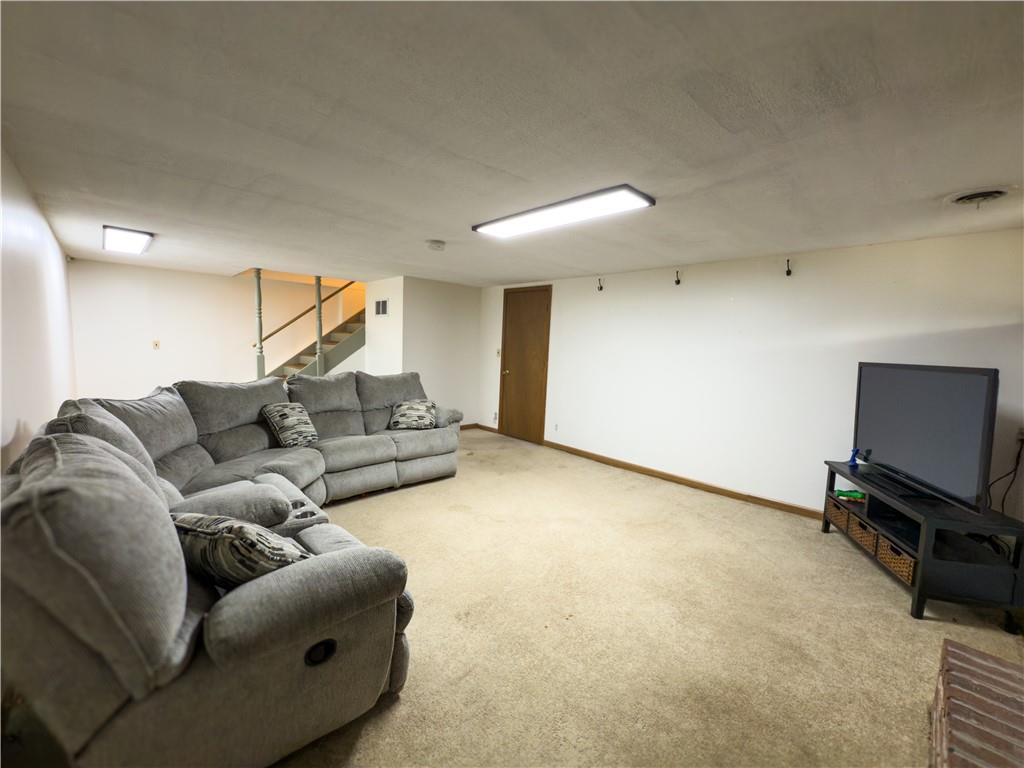 1017 Northeast 250 Road Knob Noster, MO 65336 - Photo 45 of 60