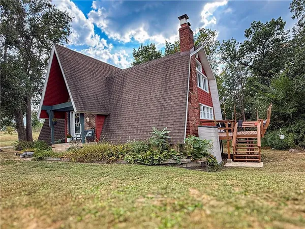 $419,000 | 1017 Northeast 250 Road, Knob Noster, MO 65336