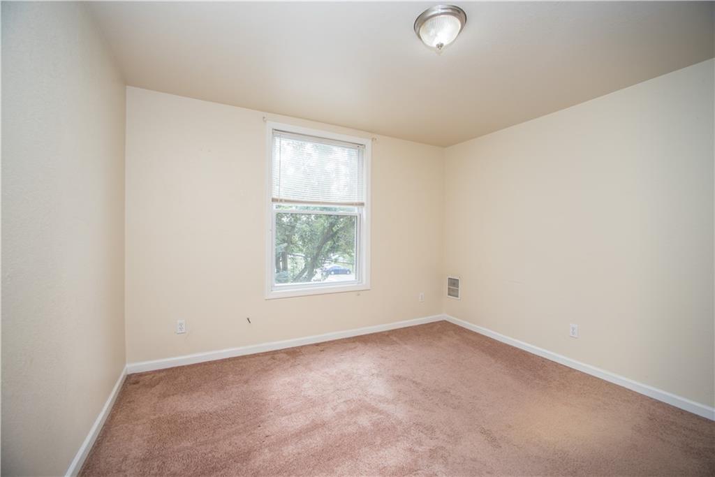 130 Ruth Street Pittsburgh, PA 15211 - Photo 6 of 13 Gallery Image 6