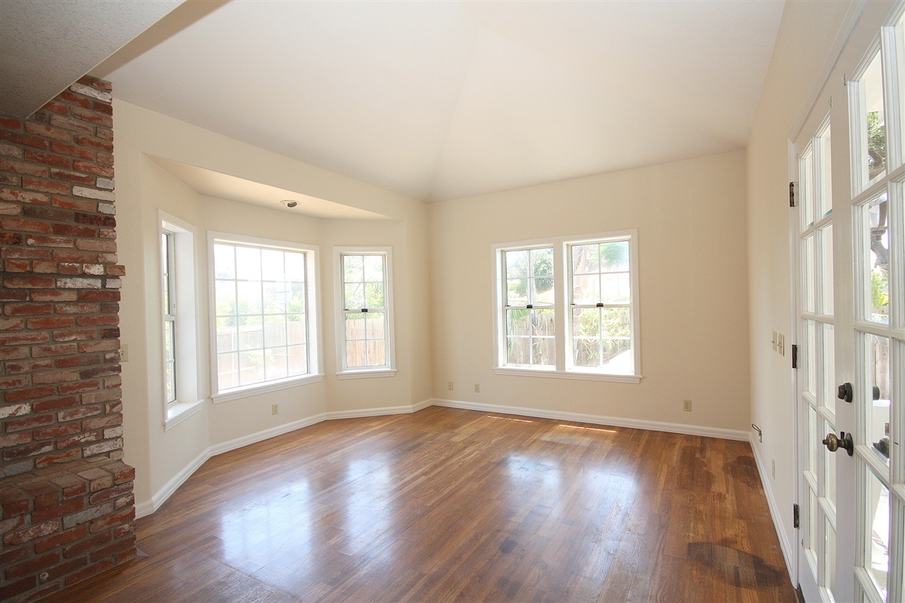 1614 Laurel Road Oceanside, CA 92054 - Photo 14 of 25 Gallery Image 14