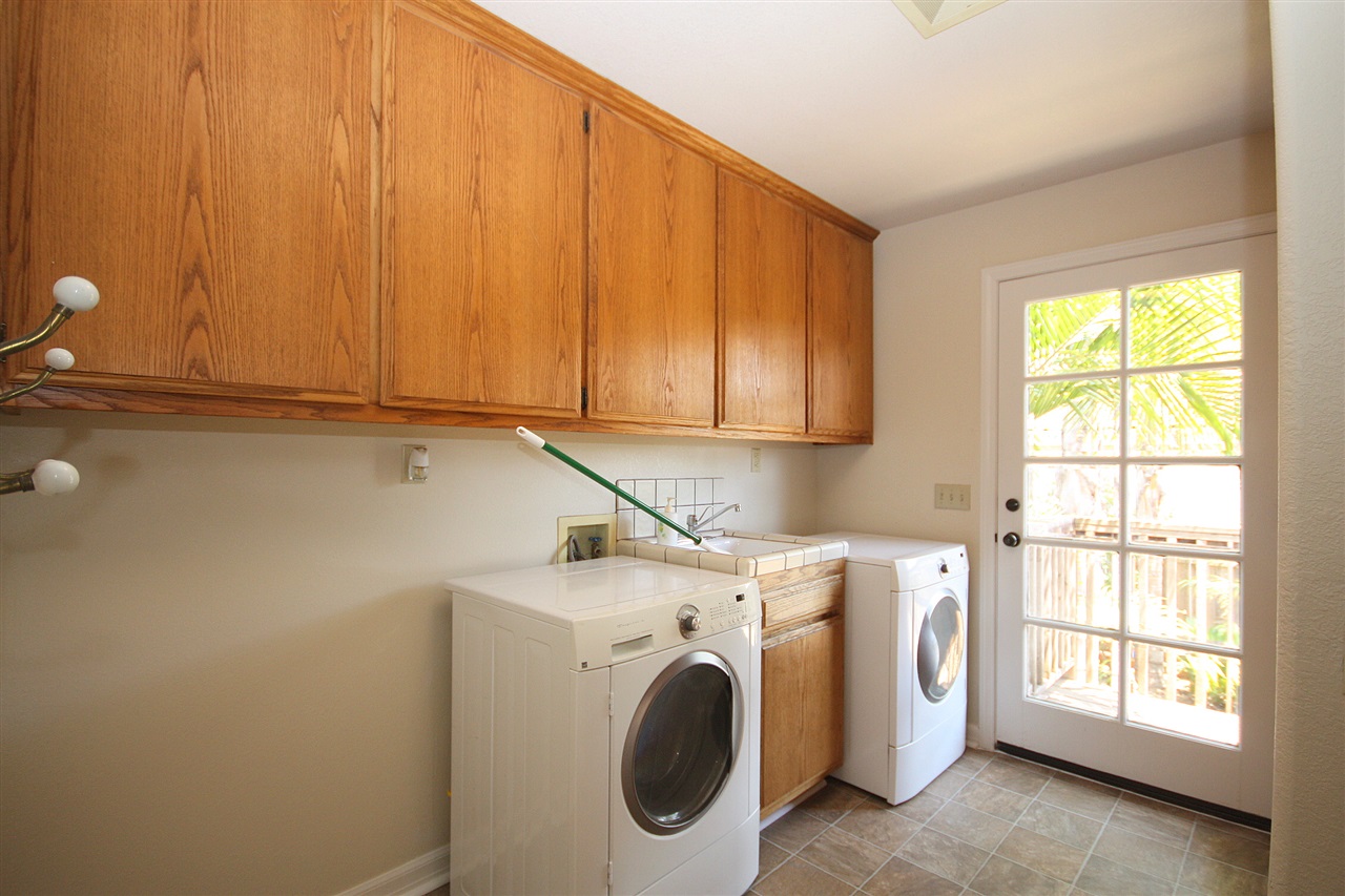 1614 Laurel Road Oceanside, CA 92054 - Photo 15 of 25 Gallery Image 15