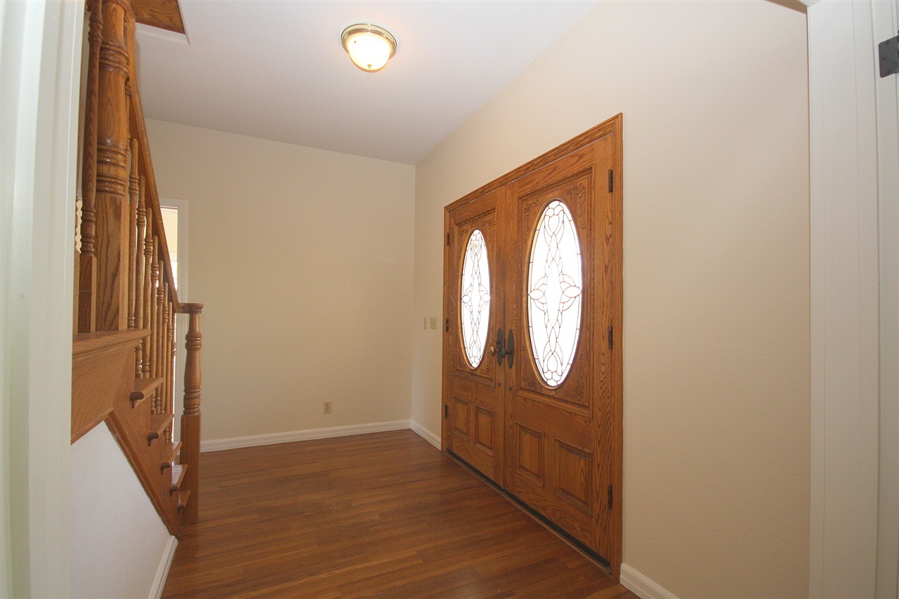1614 Laurel Road Oceanside, CA 92054 - Photo 7 of 25 Gallery Image 7