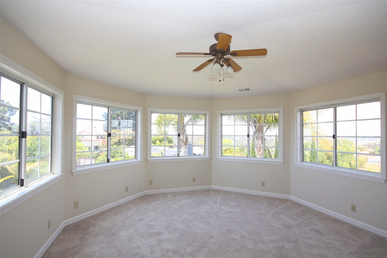 1614 Laurel Road Oceanside, CA 92054 - Photo 8 of 25 Gallery Image 8