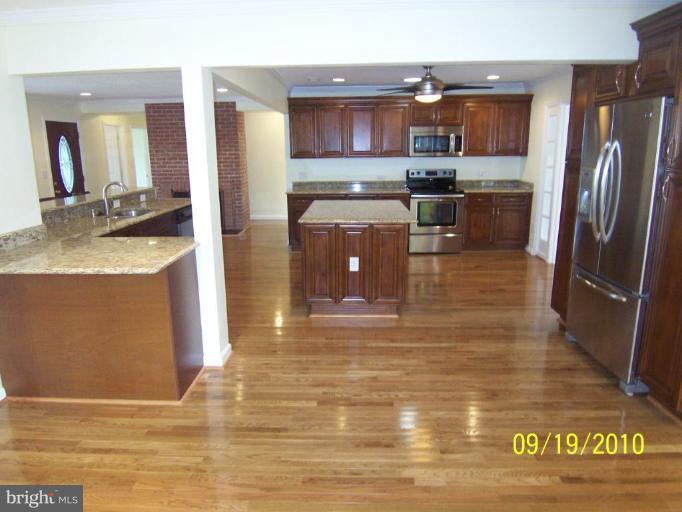 9018 Sudley Road Manassas, VA 20110 - Photo 10 of 22 Kitchen #3