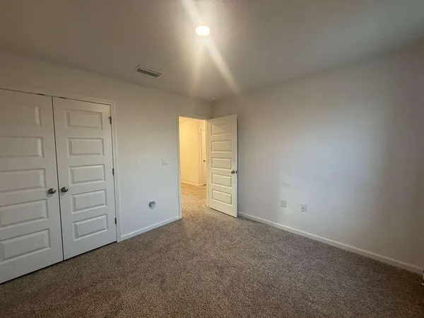 $2,200 | 128 Bluebeech Street, Freeport, FL 32439