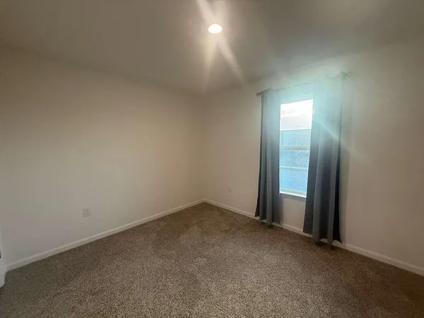 $2,200 | 128 Bluebeech Street, Freeport, FL 32439