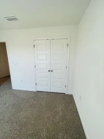 $2,350 | 128 Bluebeech Street, Freeport, FL 32439