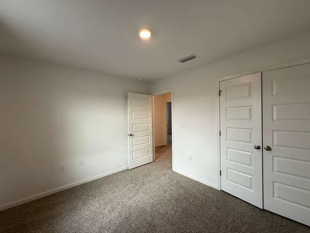 $2,350 | 128 Bluebeech Street, Freeport, FL 32439