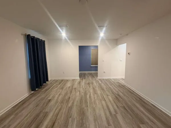 $2,200 | 128 Bluebeech Street, Freeport, FL 32439