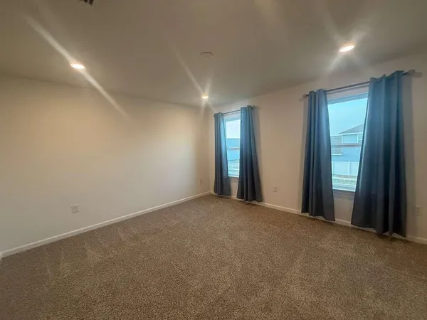 $2,200 | 128 Bluebeech Street, Freeport, FL 32439