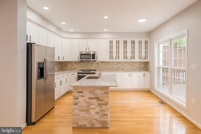 $750,000 | 13584 Cedar Run Lane, Herndon, VA 20171