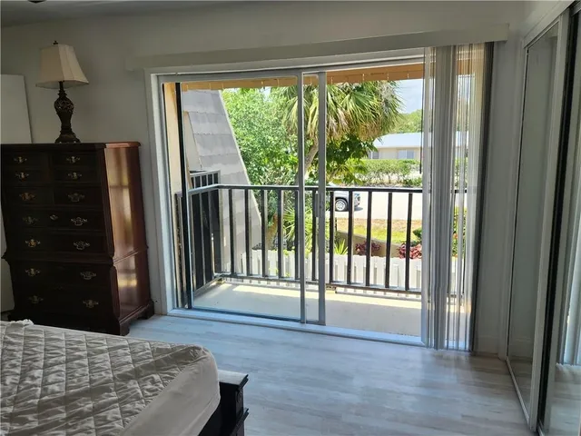 $1,800 | 595 North Tropic Lane, Unit 1A, Vero Beach, FL 32960