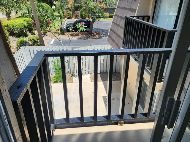 $1,800 | 595 North Tropic Lane, Unit 1A, Vero Beach, FL 32960