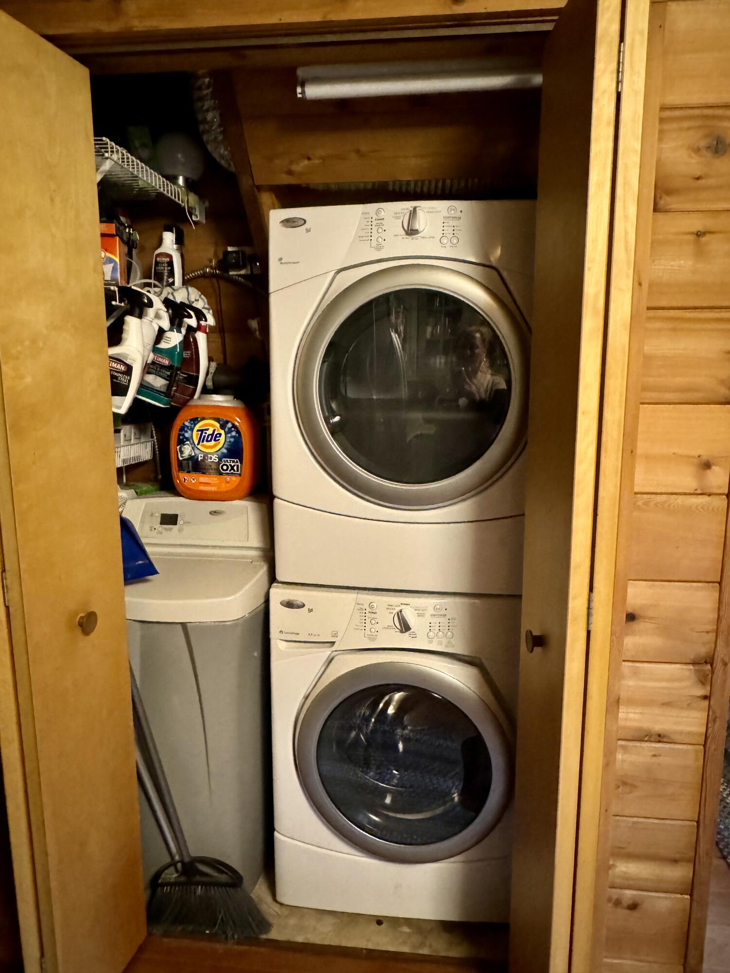 342 Georgetown Colony Buchanan, MI 49107 - Photo 23 of 35 Washer/Dryer