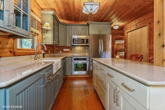 342 Georgetown Colony Buchanan, MI 49107 - Photo 8 of 35 Kitchen