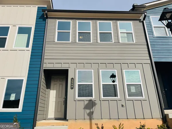 $2,695 | 1568 Driggs Drive Northwest, Atlanta, GA 30318