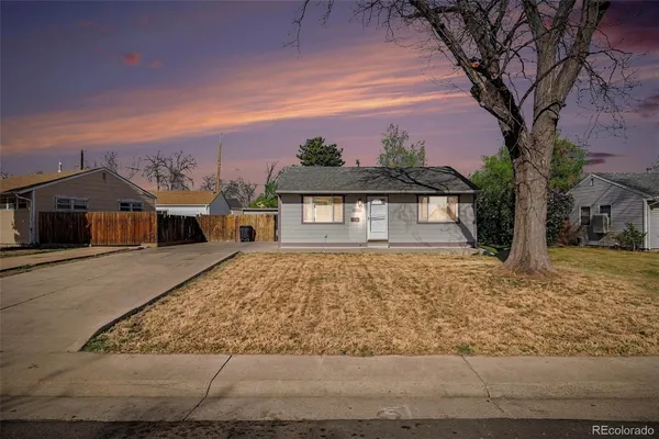 $399,000 | 2691 South Green Court, Denver, CO 80219