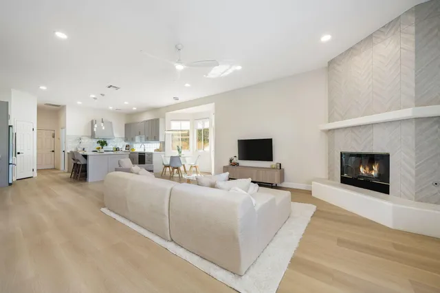 $868,000 | 20 Tucson Circle, Palm Desert, CA 92211