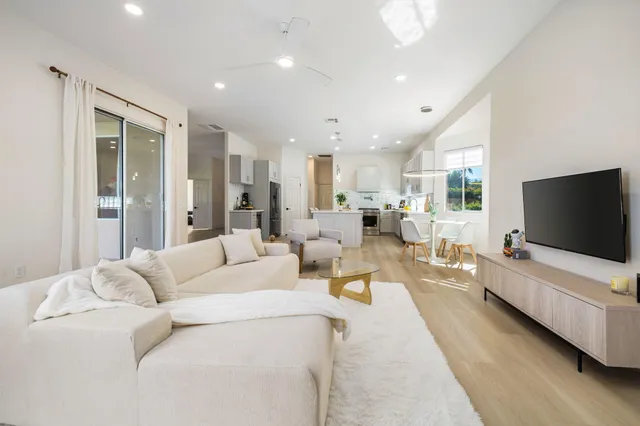 $868,000 | 20 Tucson Circle, Palm Desert, CA 92211