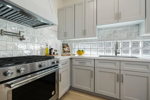 $868,000 | 20 Tucson Circle, Palm Desert, CA 92211