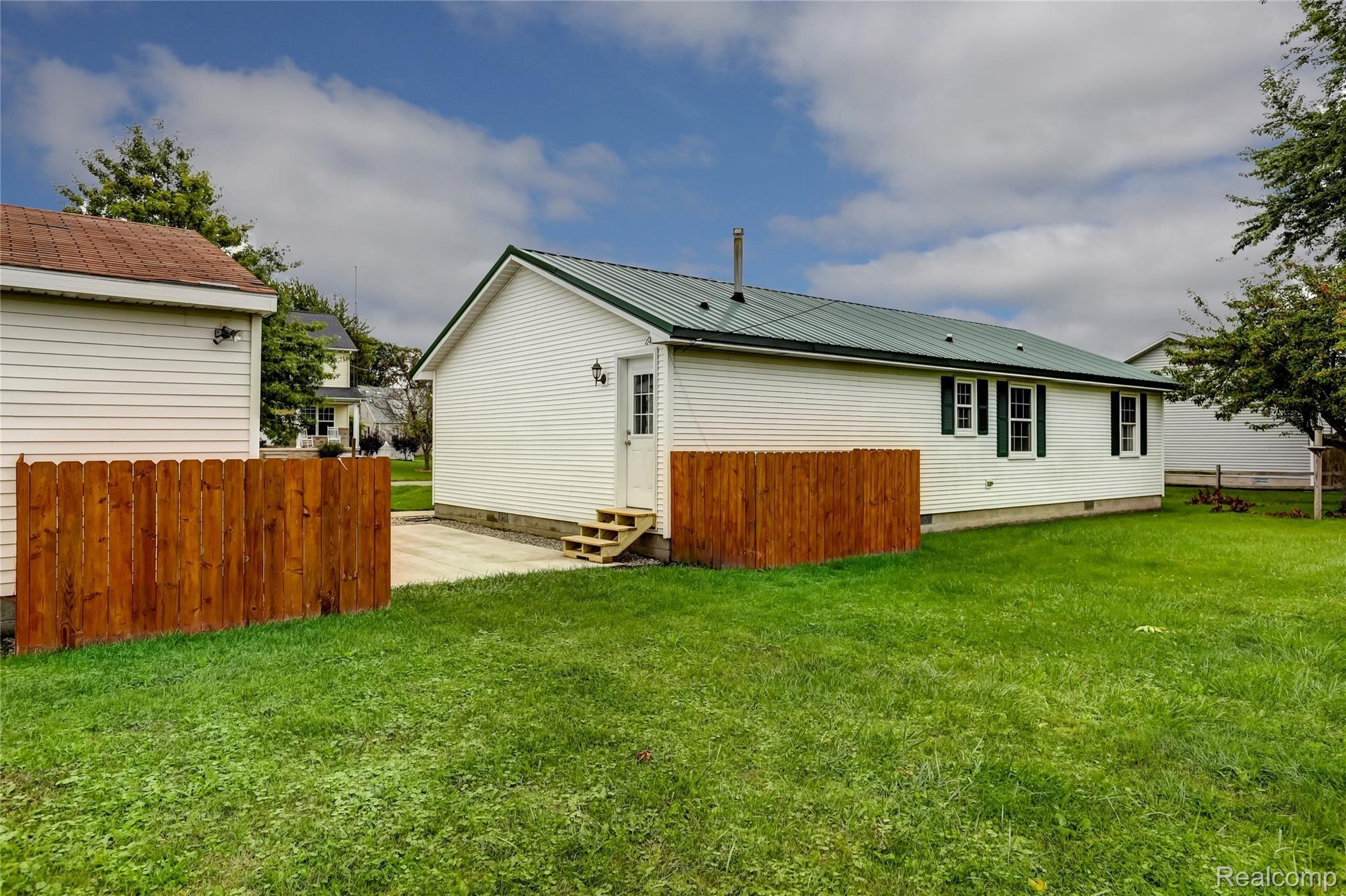 4981 Sycamore Road Newport, MI 48166 - Photo 25 of 25 4981 Sycamore Road, Newport, MI-25-FULL.jpg