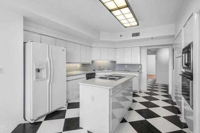 $650,000 | 7351 Promenade Drive, Unit F702, Boca Raton, FL 33433