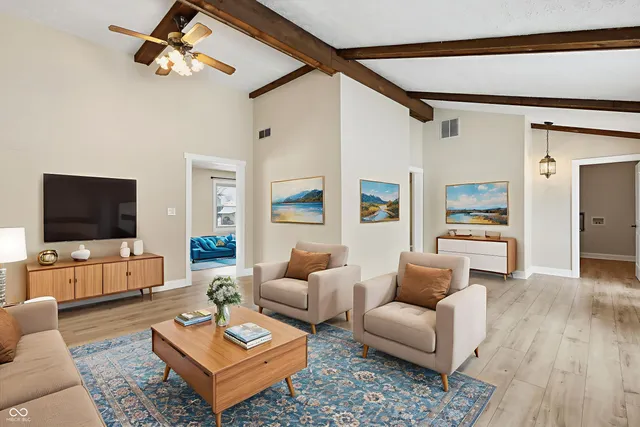 $395,000 | 5581 East County Road 350 South, Plainfield, IN 46168