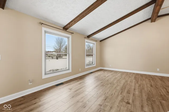 $395,000 | 5581 East County Road 350 South, Plainfield, IN 46168