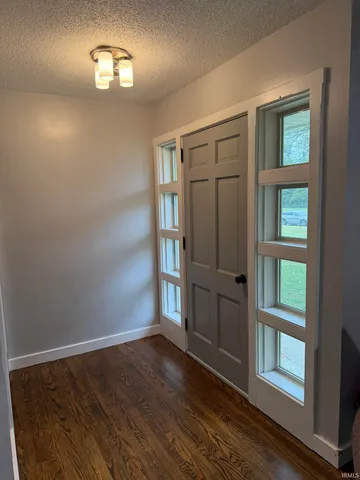 $258,000 | 6668 Highway 50, Montgomery, IN 47558