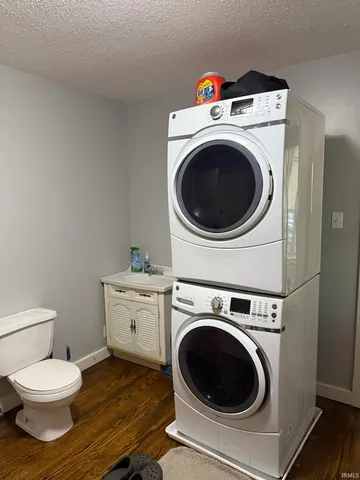 $258,000 | 6668 Highway 50, Montgomery, IN 47558