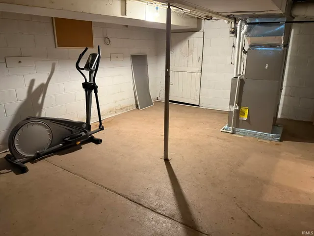 $258,000 | 6668 Highway 50, Montgomery, IN 47558