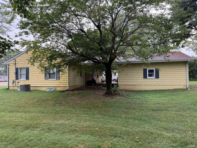 $258,000 | 6668 Highway 50, Montgomery, IN 47558