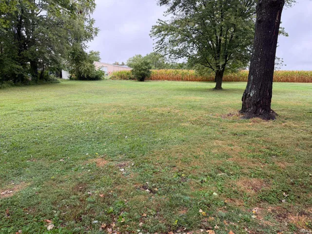 $258,000 | 6668 Highway 50, Montgomery, IN 47558